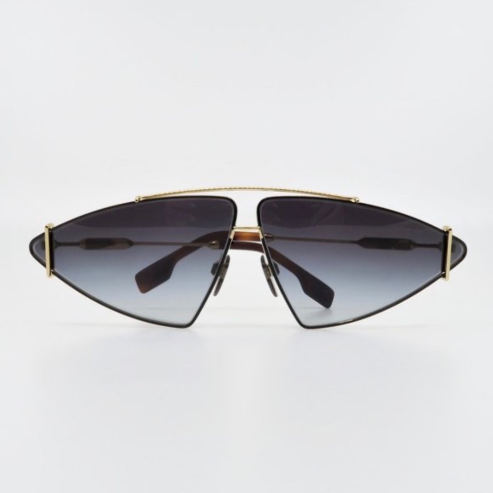 NEW Burberry BE3111 Gold Sunglasses with Black Gradient Lenses - Picture 4 of 8